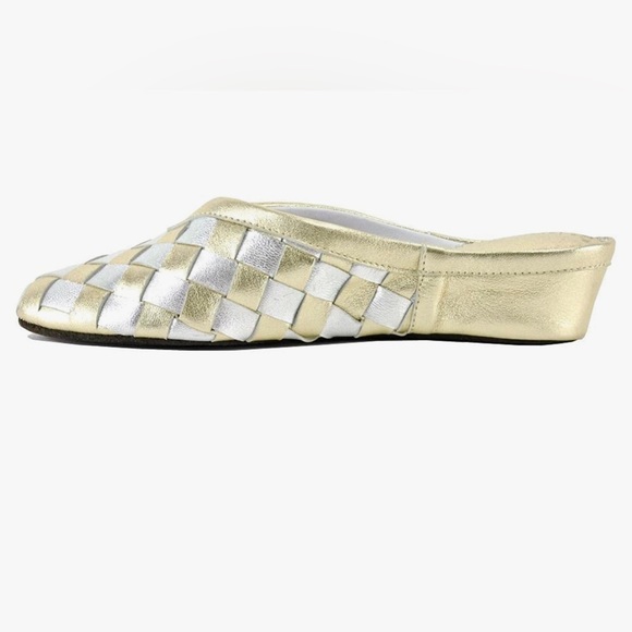 COPY - COPY - Jacques Levine 4640 Woven Metallic - Picture 2 of 4